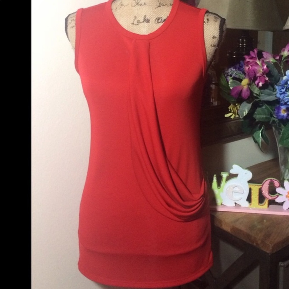 Ann Taylor Red Sleeveless Top. Size S